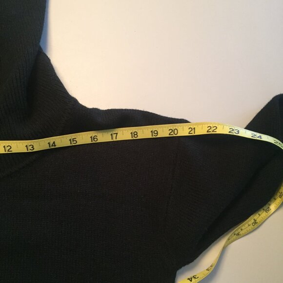 Boxy Cropped Knit Polo/Turtle neck sweater sz M - Black - Picture 12 of 15